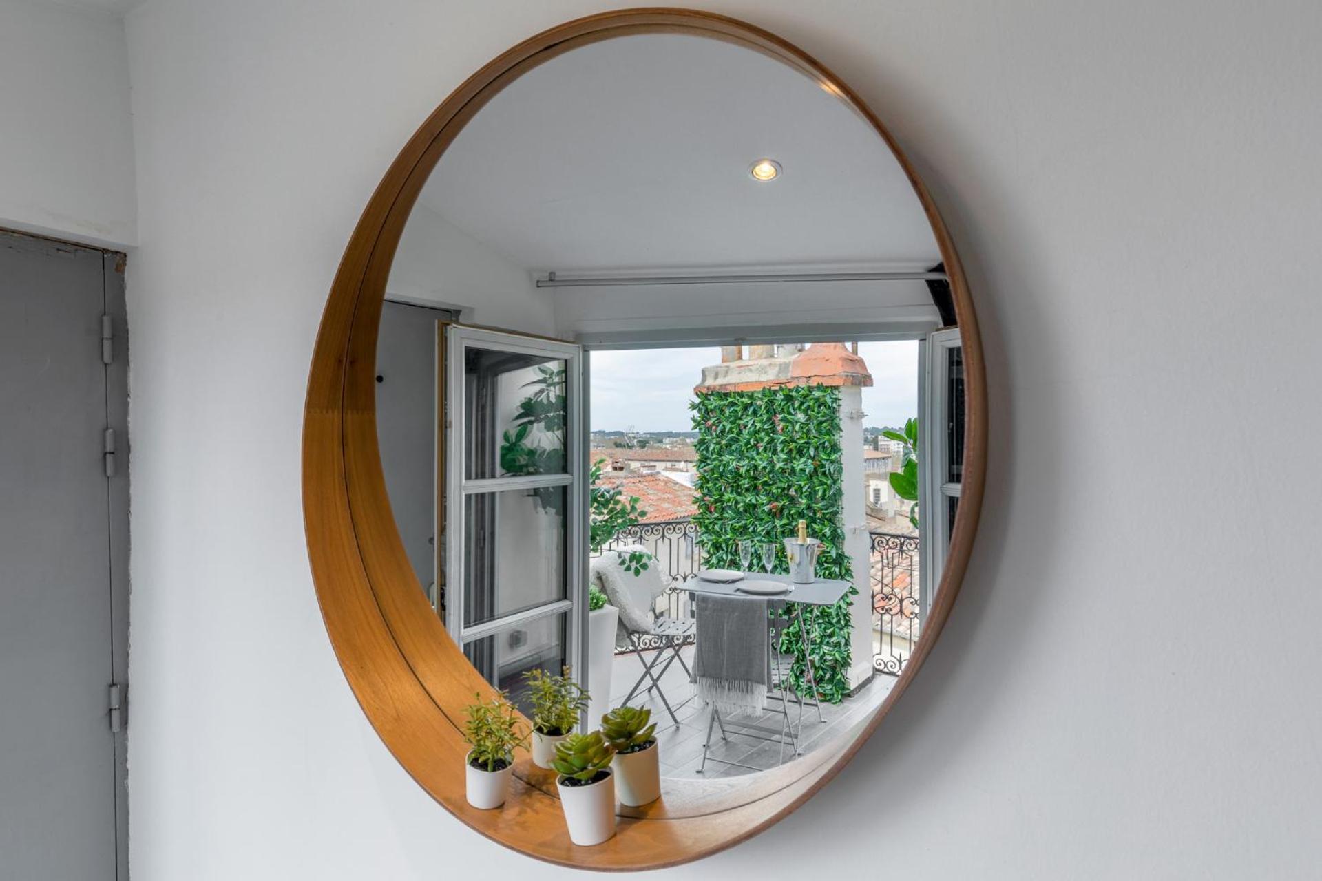 Appartement La Terrasse, Vue Sur Les Toits De Montpellier Extérieur photo